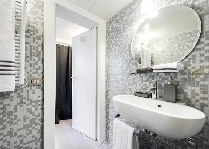 Casawally Daire Roma